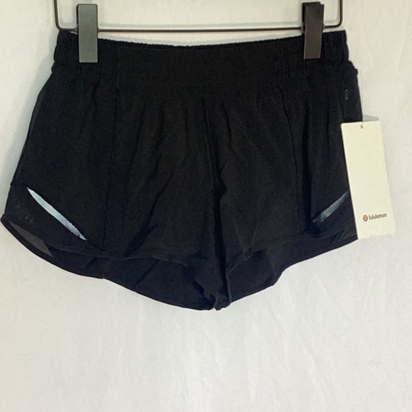 Lululemon hotty hot shorts - Picture 2 of 9